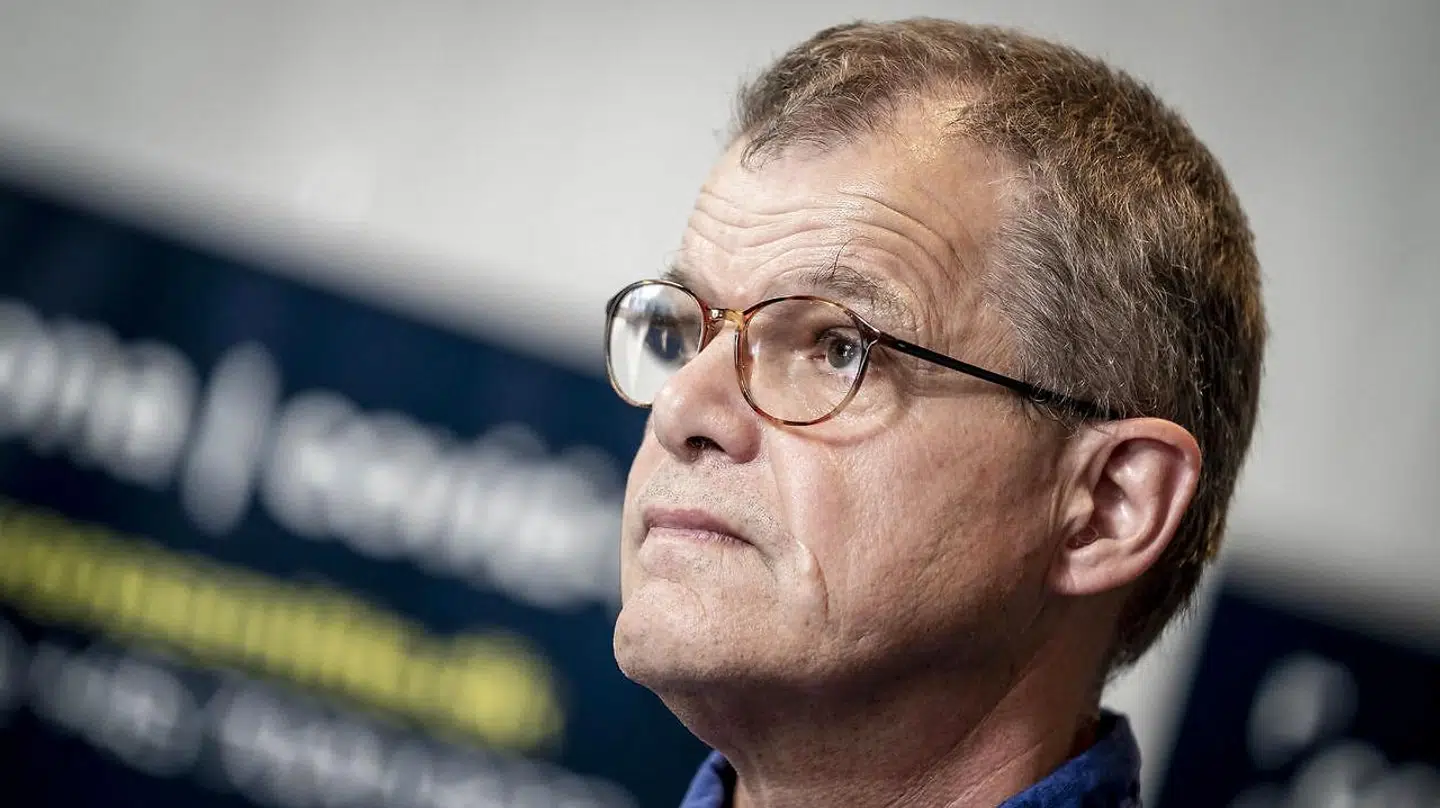 B.T. har forsøgt at kontakte faglig direktør i Statens Serum Institut Kåre Mølbak, men det er endnu ikke lykkedes at få en kommentar fra Mølbak eller SSIs konstituerede direktør Ole Jensen.