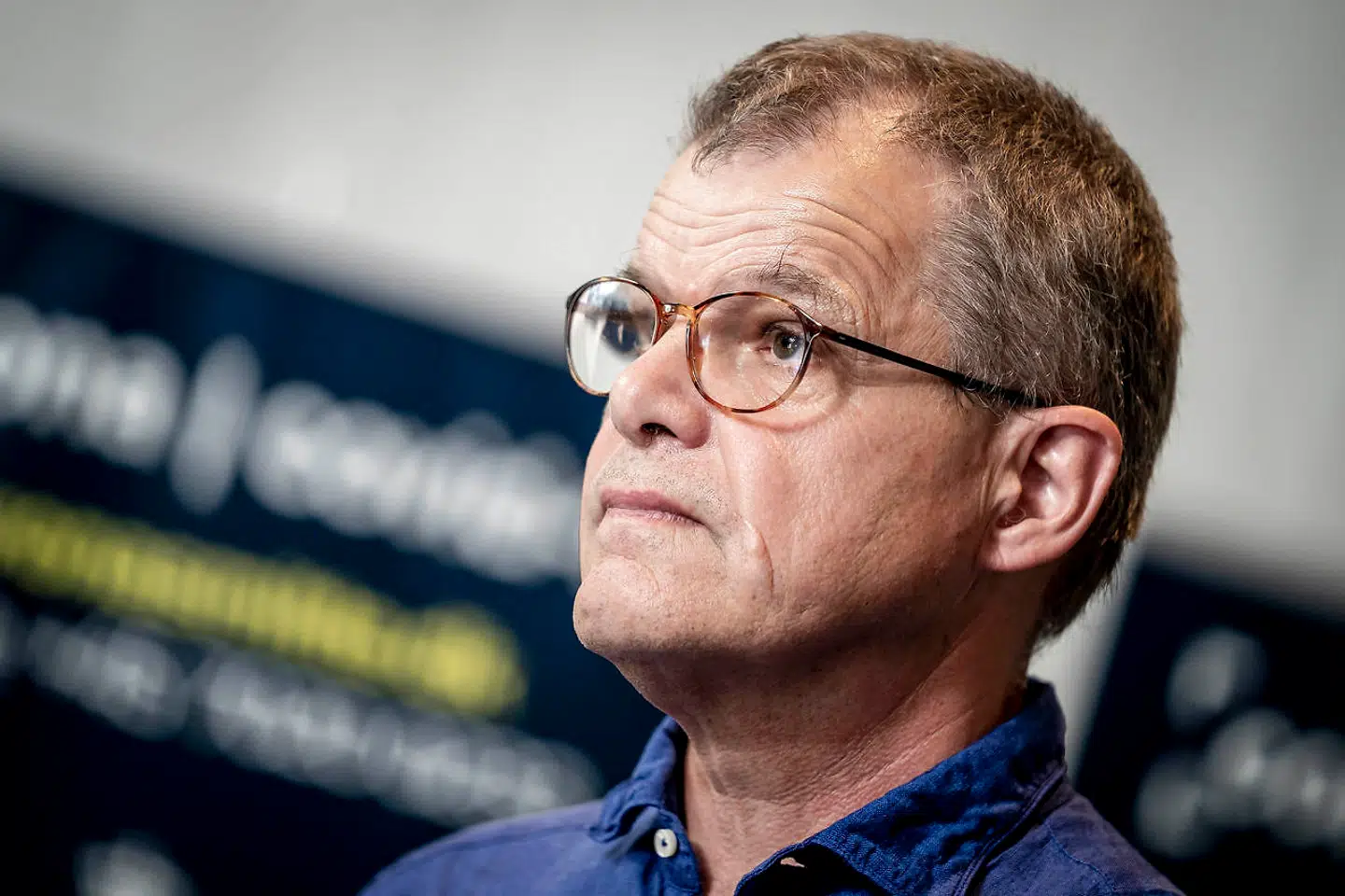 B.T. har forsøgt at kontakte faglig direktør i Statens Serum Institut Kåre Mølbak, men det er endnu ikke lykkedes at få en kommentar fra hverken Mølbak eller SSI's konstituerede direktør, Ole Jensen.