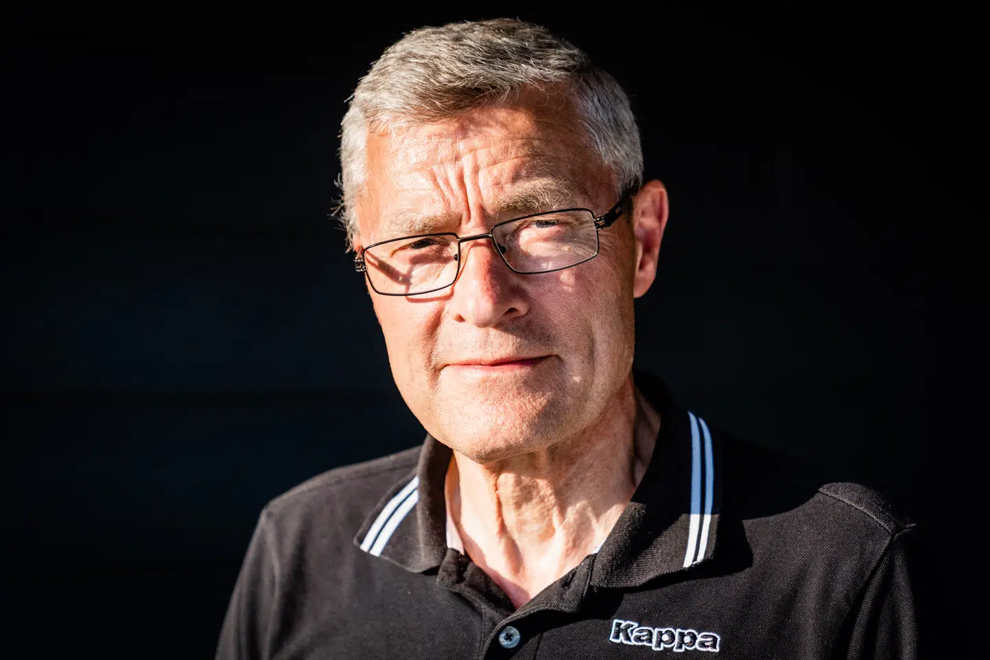Jørn Lavdal fra Silkeborg blev i 2016 truet af den nu 19-årige KKA, der med en kniv i hånden ville have ham til at udlevere sine bilnøgler. I alt blev KKA sidste år dømt for 19 forskellige kriminelle handlinger. Men på grund af den lange ventetid og sin unge alder fik han strafrabat. Foto: Rasmus Laurvig