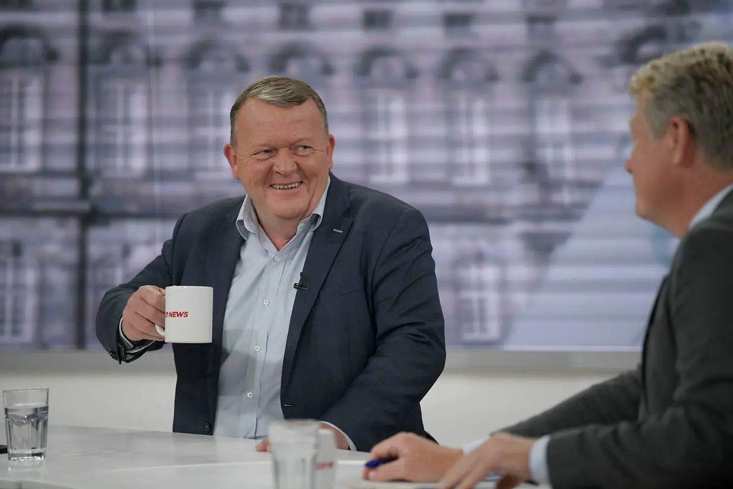 Tidligere statsminister Lars Løkke Rasmussen ankommer til TV2's studier i København, søndag den 30. august 2020. Lars Løkke Rasmussen er bogaktuel med sine erindringer.