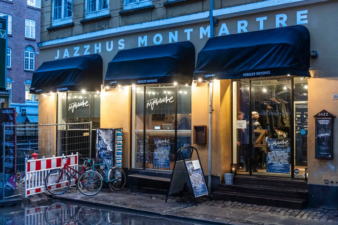 Jazzhus Montmartre, det tidligere Montmartre. Spillestedet lukker med øjeblikkelig virkning.
