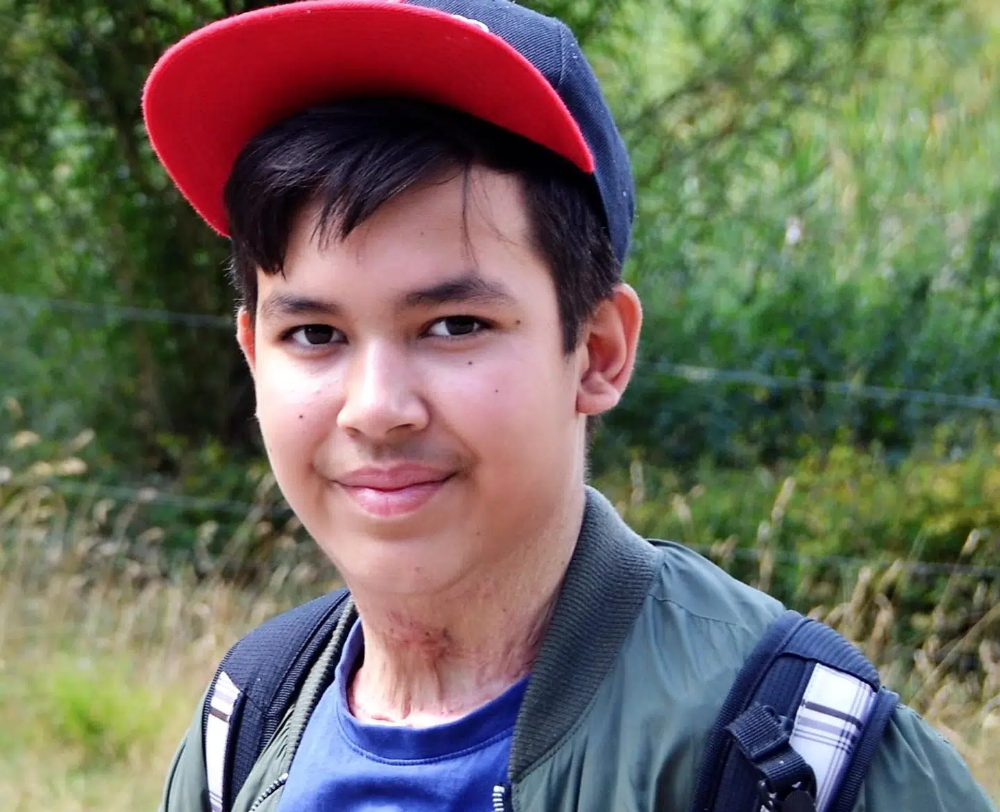 Mathis var vellidt blandt klassekammeraterne. Han gik både op i sit udseende og engagerede sig i livet. Han sad i elevrådet, spillede i orkester, gik til svømning, ishokey og håndbold. Derudover drømte han om college i USA. Han fulgte med i alt og kunne snakke med om mange ting.