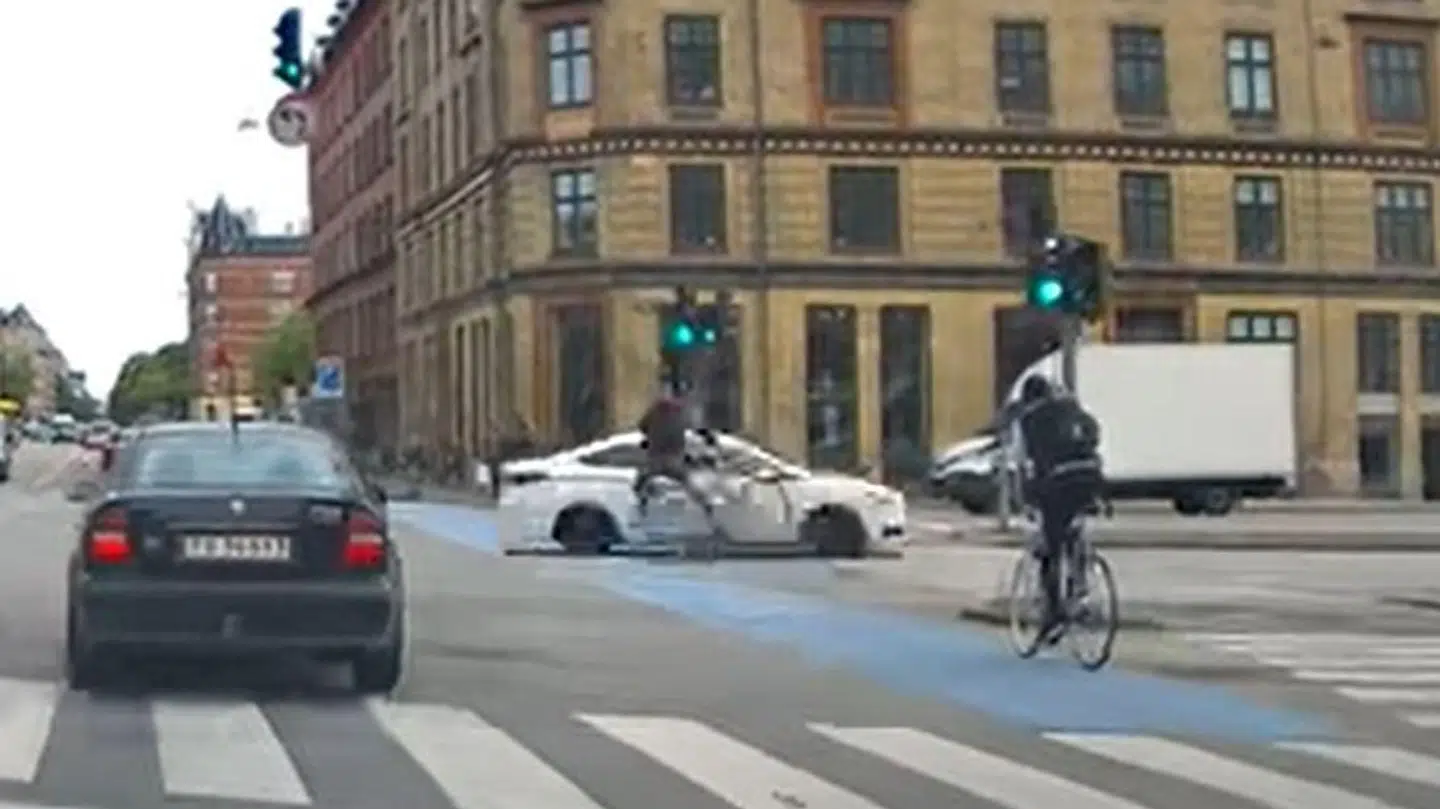 Tue Borch fangede hele ulykken på video.