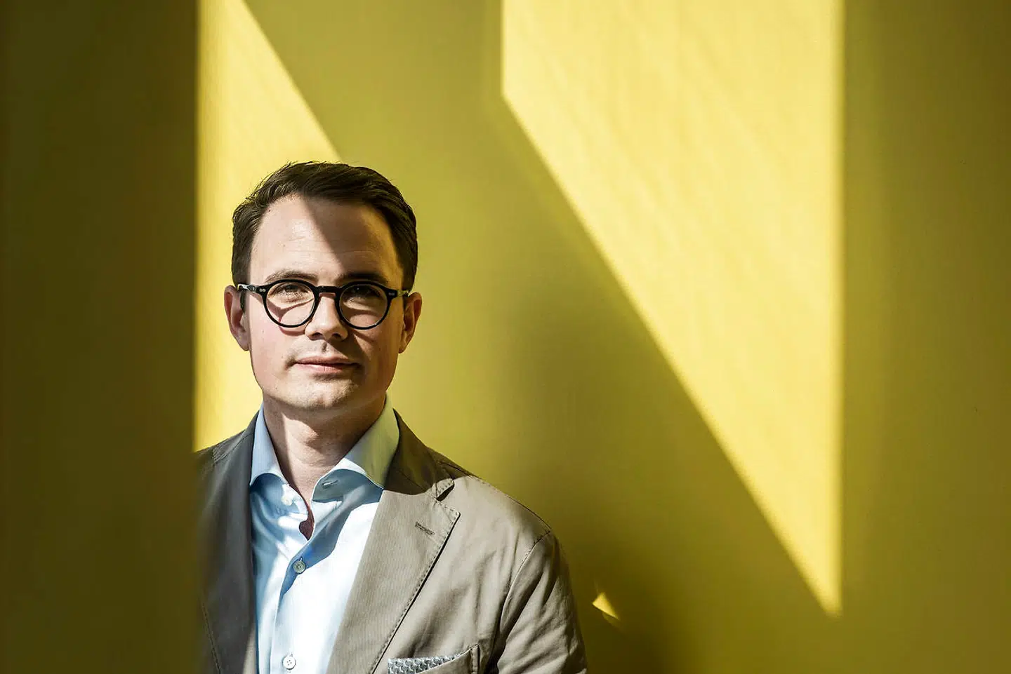 Frederiksbergs konservative borgmester, Simon Aggesen, er kommet i søgelyset efter et par uhyre indbringende bolighandler.