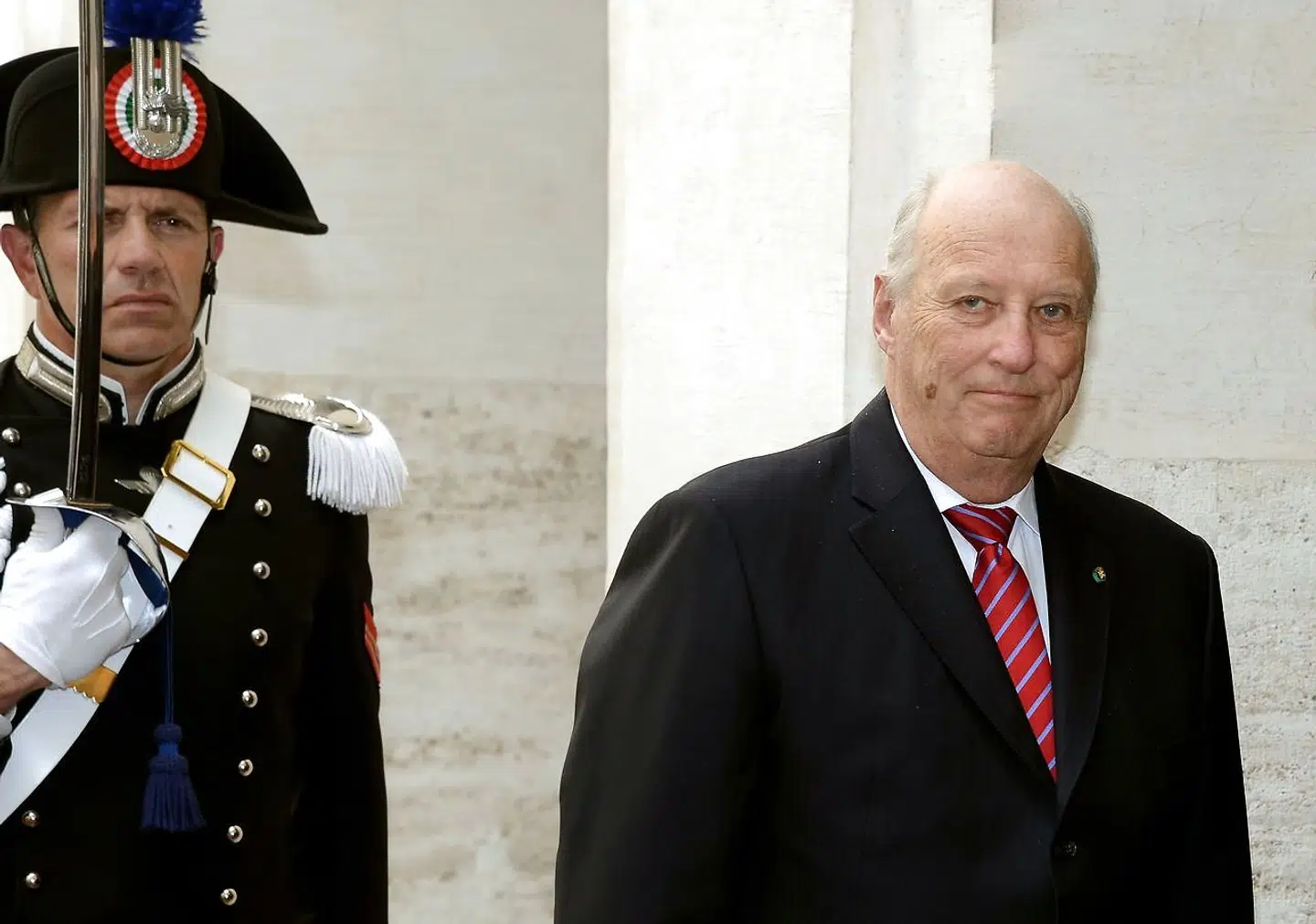 Arkivfoto. Kong Harald tilbage i 2016.