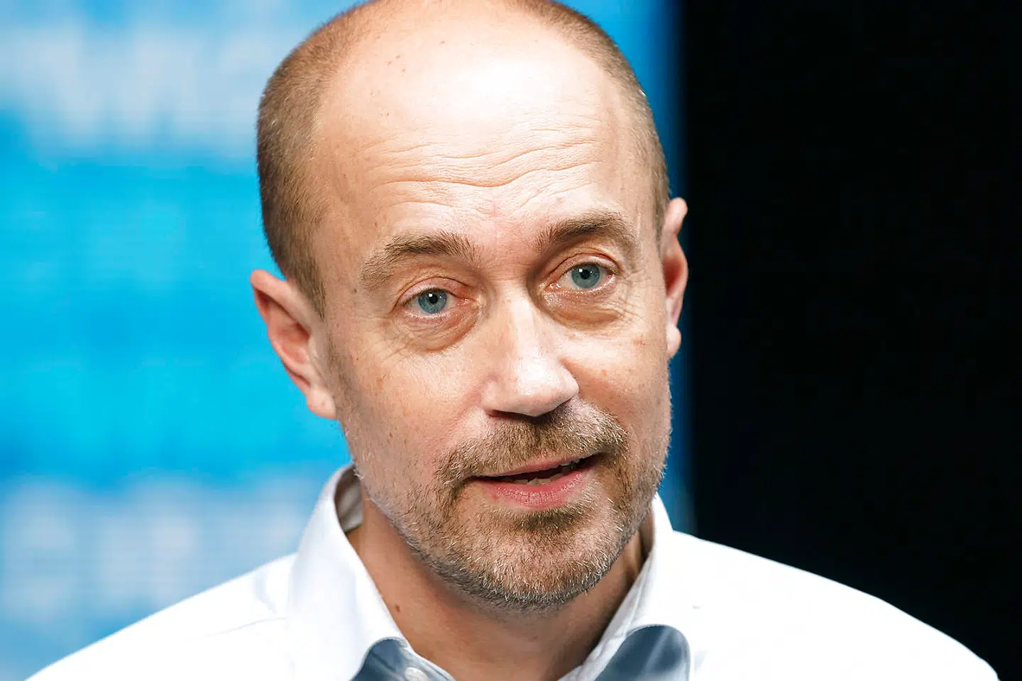 Sundheds- og ældreminister Magnus Heunicke (S) under Doorstep efter Ældretopmøde afholdes i Glostrup, torsdag den 1. oktober 2020. Onsdag og torsdag har der været Ældretopmøde med fokus på ældres vilkår på blandt andet landets plejehjem. (foto Keld Navntoft/Ritzau Scanpix 2020)