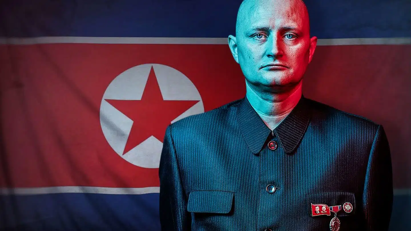 Muldvarpen Ulrich Larsen fra Mads Brüggers dokumentar »The Mole«, »Muldvarpen«, har vakt den gammeldags menneskelige spionage til live.