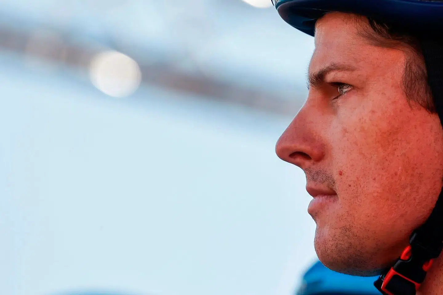 Jakob Fuglsang skal søndag forsøge at hente tid på Giroens hidtil hårdeste bjergetape