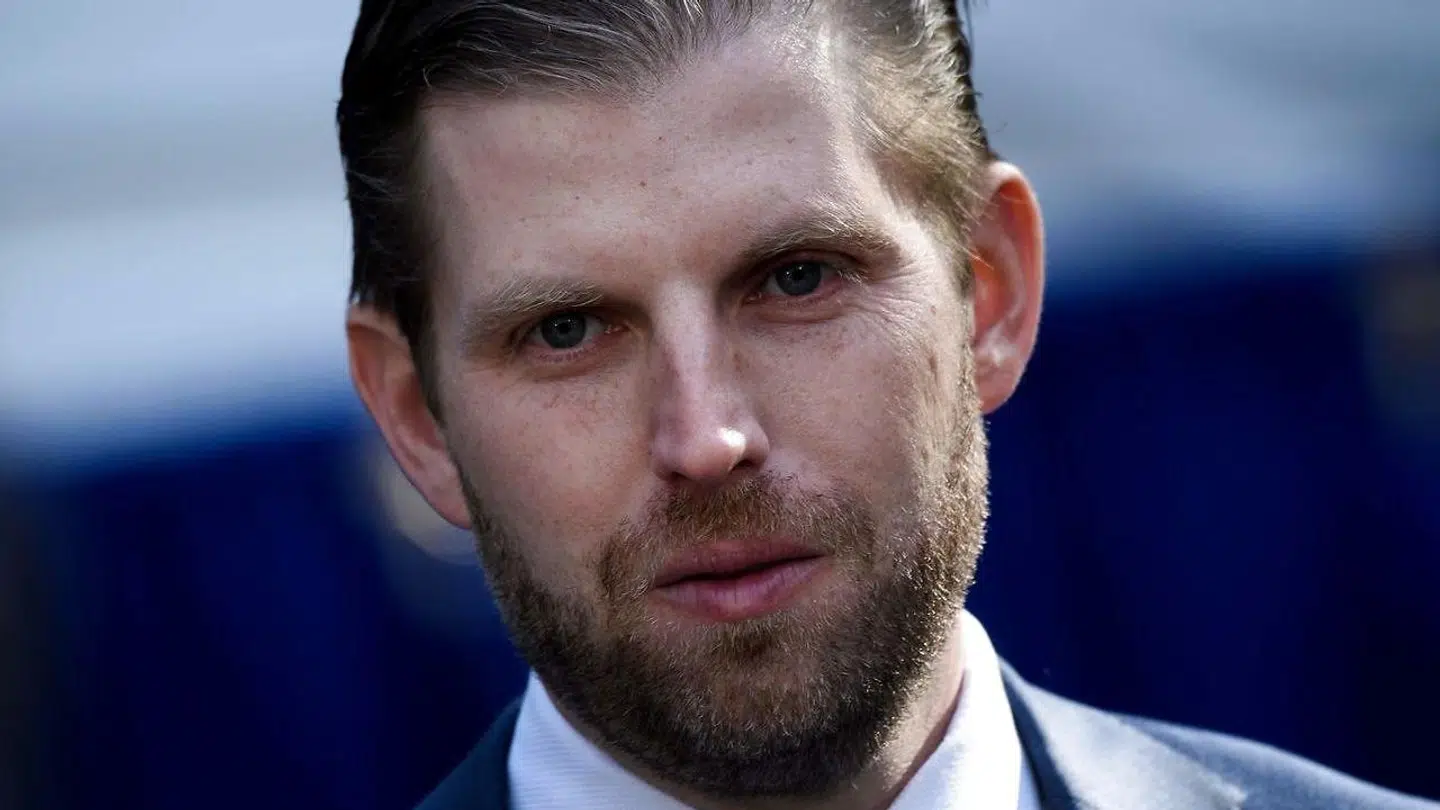 Eric Trump, søn af Donald Trump, har delt et falsk billede på de sociale medier, som angiveligt viser stemmesedler, der bliver brændt af. (Arkivfoto)
