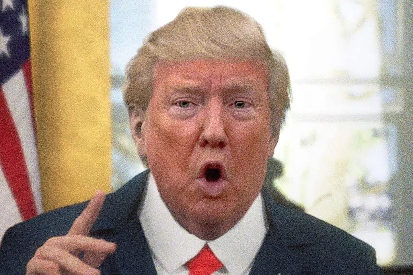 Harry Shearer som Donald Trump