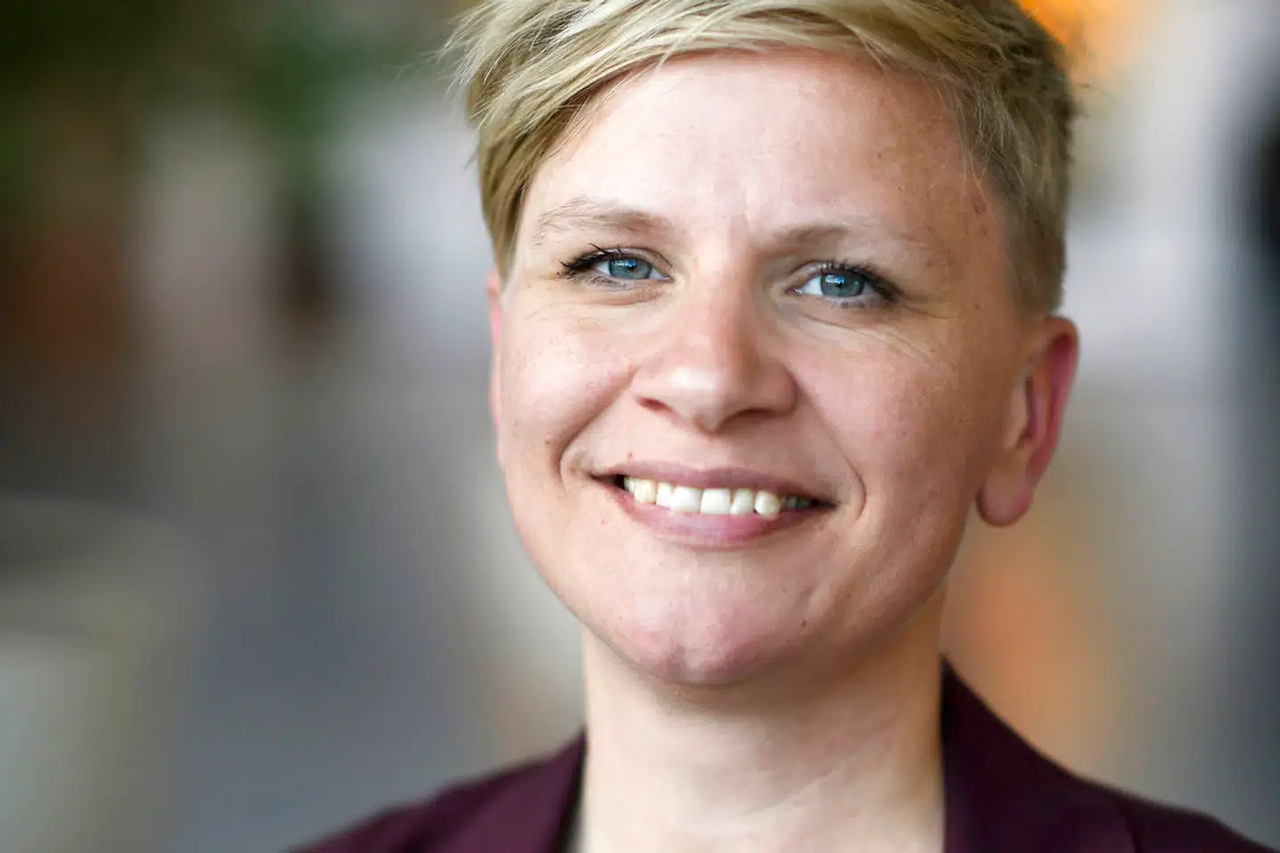 Katrine Dirckinck-Holmfeld tog efter aktionen ansvaret for at have skubbet busten i havnen.
