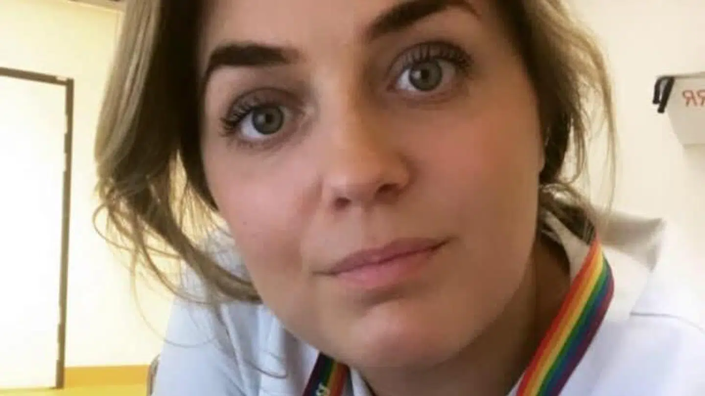 Sygeplejersken Matilda Nygren tror desværre kun, det er begyndelse, de ser lige nu på de svenske hospitaler. Hun frygter, hvad der kommer til at ske efter jul.