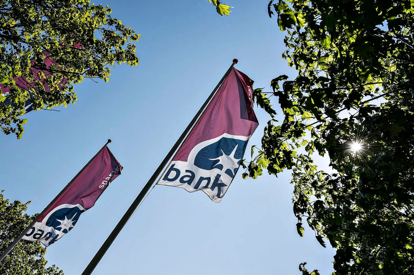 Købesummen for Spar Nords overtagelse af BankNordiks danske forretning er aftalt til bogført værdi tillagt goodwill for i alt 255 millioner kroner.