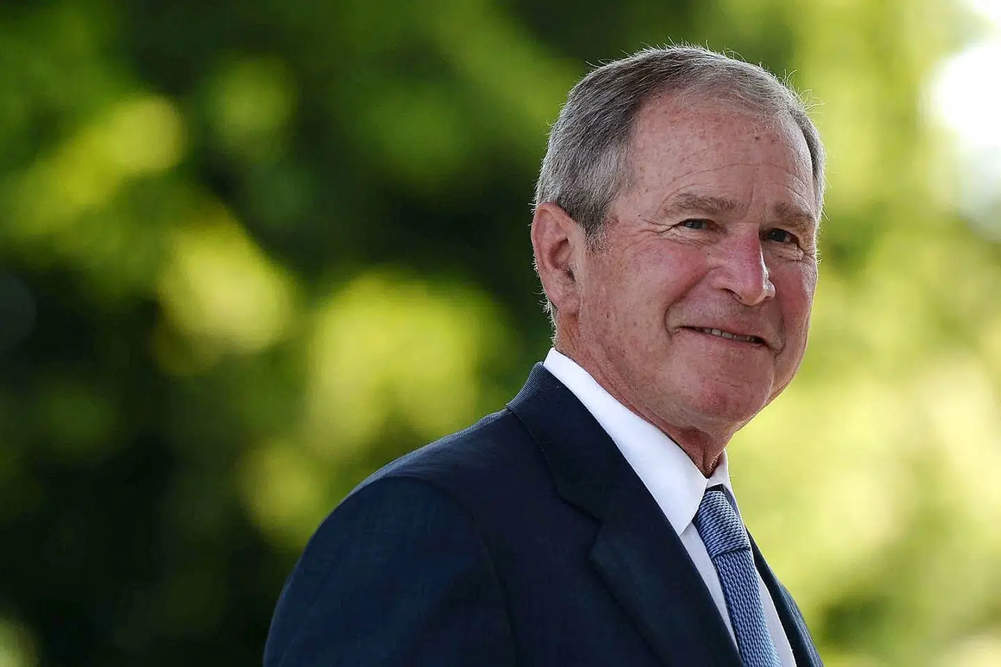 »Kvalmende,« kalder den tidligere republikanske præsident George W. Bush begivenhederne i Washington D.C.