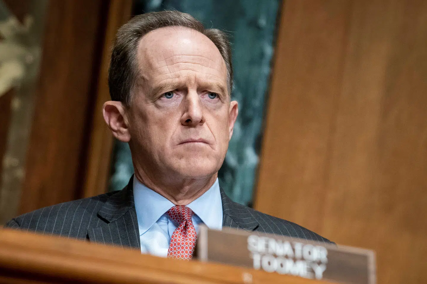 Pat Toomey, som er senator i delstaten Pennsylvania, er før gået imod Trump. Pool/Reuters