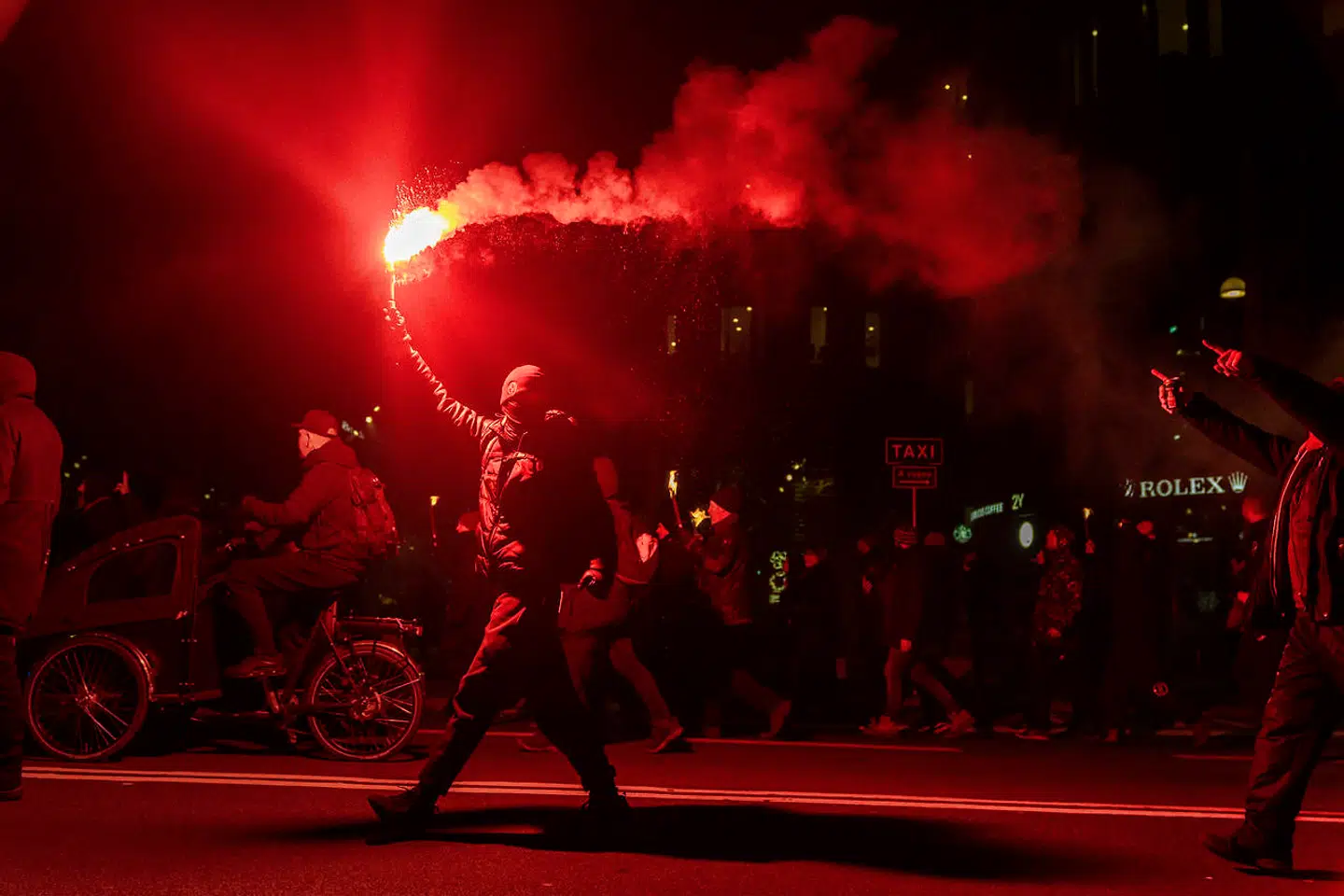 BIllede fra den store demonstration i København 9. januar arrangeret af Men In Black. Det var i forbindelse med denne demonstration, at en kvinde er fundet skyldig i at opfordre til vold.