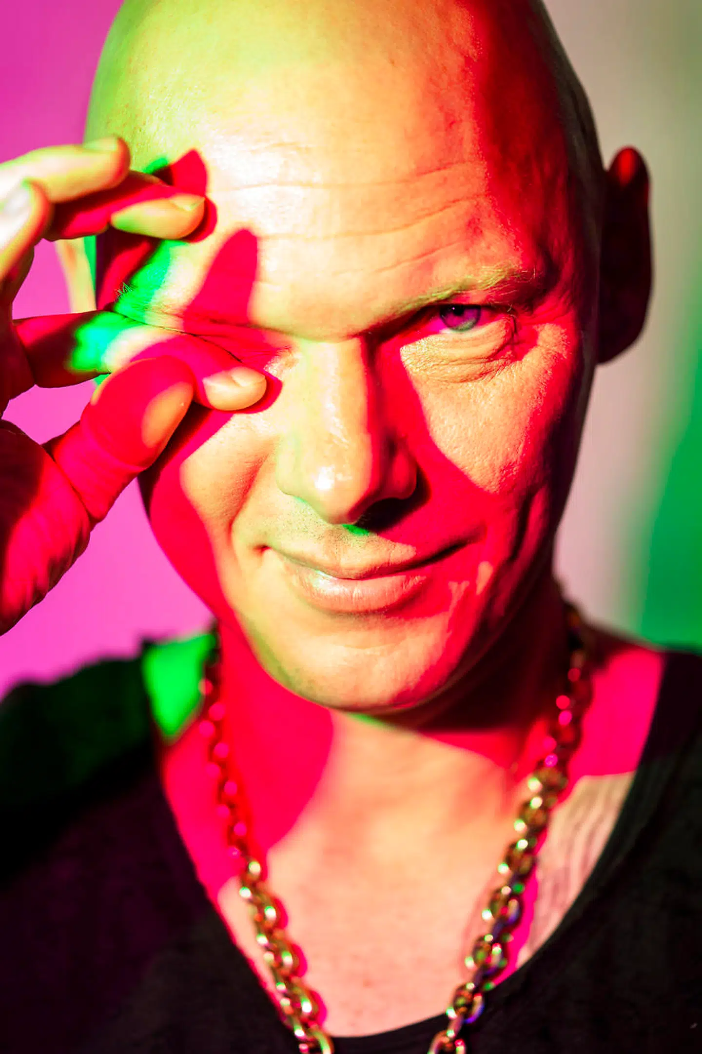 »Mine billeder og udstillinger er altid baseret på fakta. Men man bygger altid ovenpå med fantasi, for det bliver man nødt til.«