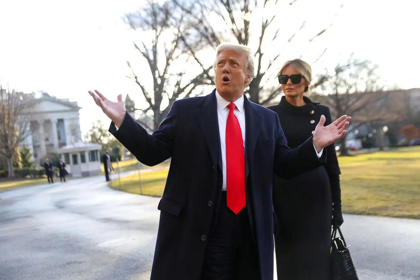 45 af de 50 republikanske senatorer stemte for et forslag om at droppe rigsretssagen, fordi den ifølge deres opfattelse strider mod USAs forfatning, idet Trump allerede har forladt præsidentposten.
