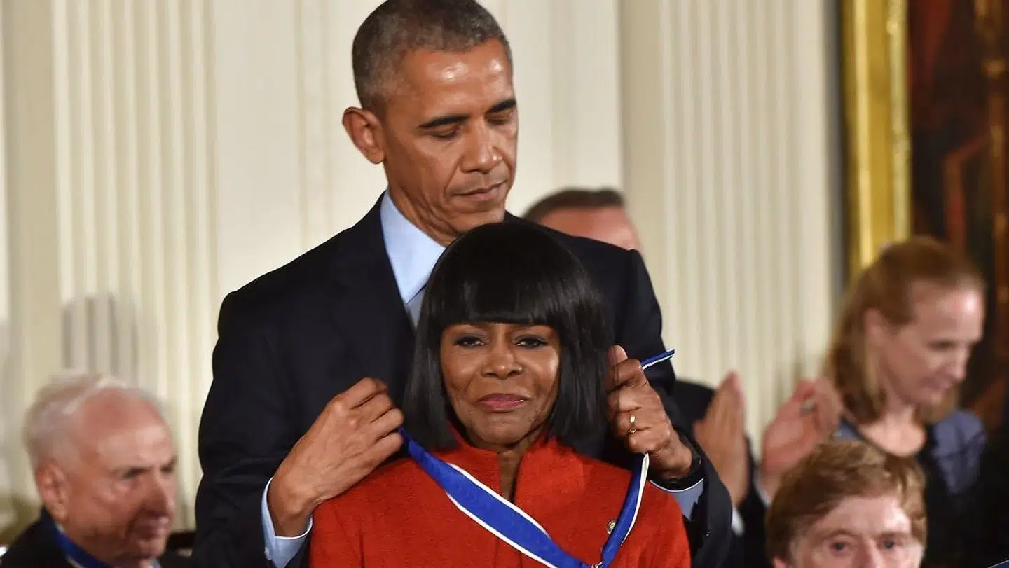Cicely Tyson fik i 2016 overrakt en æresmedalje af Barack Obama.