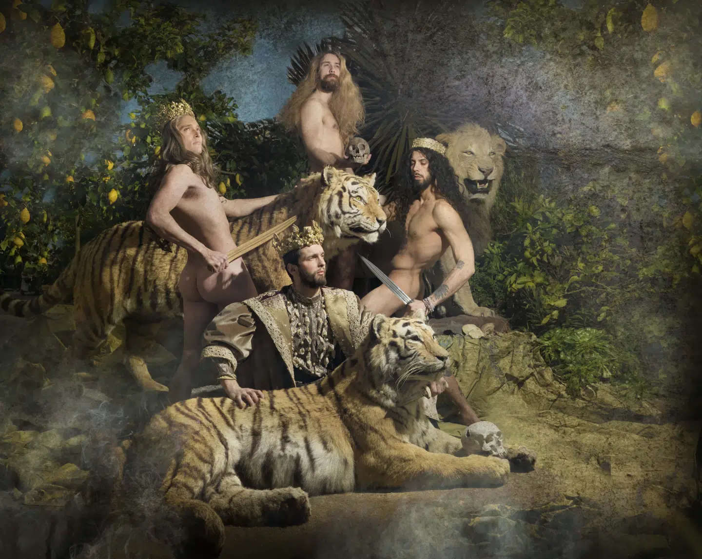 »I forbindelse på min kommende udstilling på Kronborg har jeg lavet et billede af Frederik II på tigerjagt. Det er lavet på baggrund af et gammelt tapet fra 1500-tallet på Kronborg. Her vil folk sikkert også sige, at Frederik II aldrig har været på tigerjagt. Og det kan godt være, men det findes alligevel i inventarlisten.«