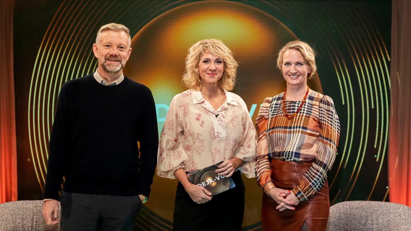 I andet afsnit af 'Deja Vu med Frøkjær' har vært Cecilie Frøkjær inviteret Annette Heick og Casper Christensen i studiet.