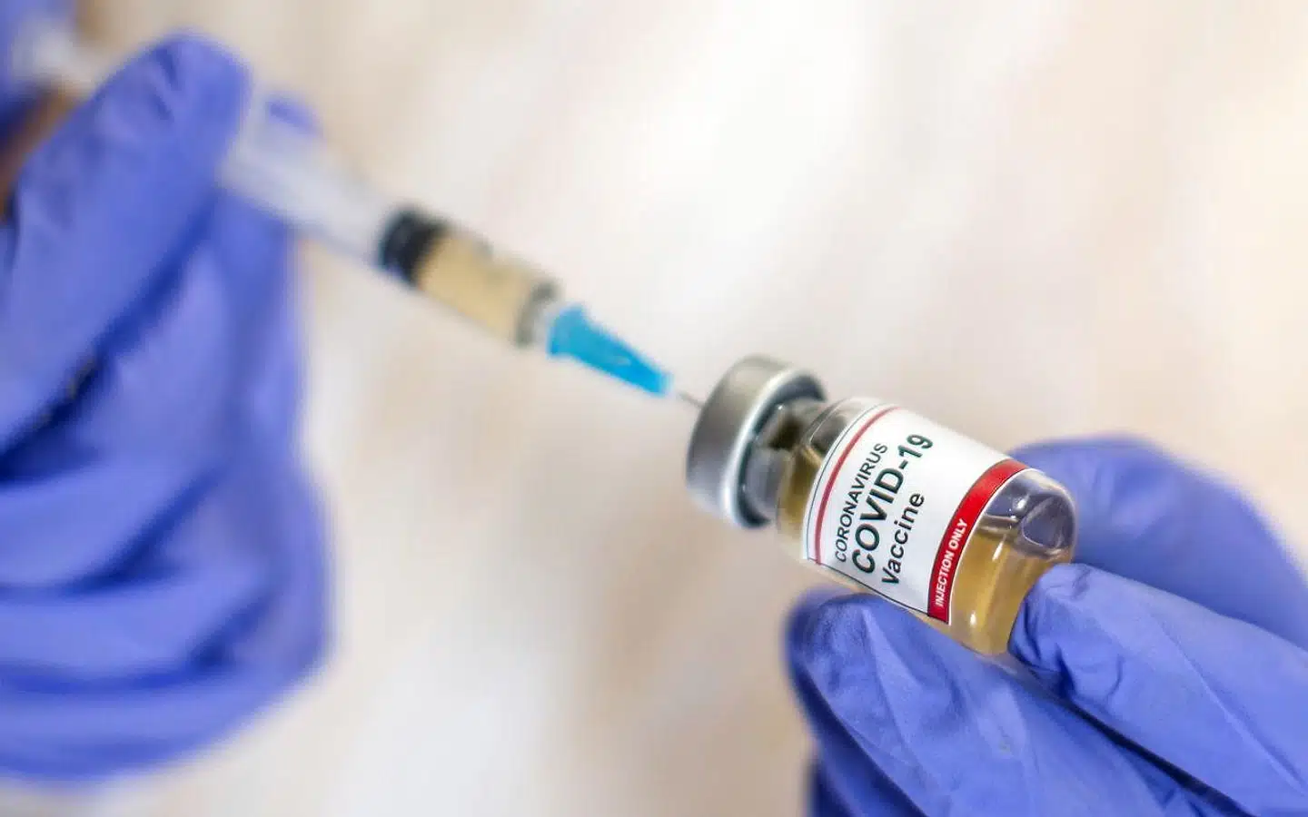 En danskudviklet vaccine fra Københavns Universitet er et stærkt bud på et effektivt våben mod coronavirus, mener førende vaccineforskere.