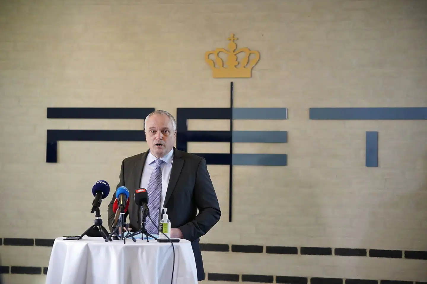 Flemming Drejer, operativ chef i PET ved fredagens pressemøde.