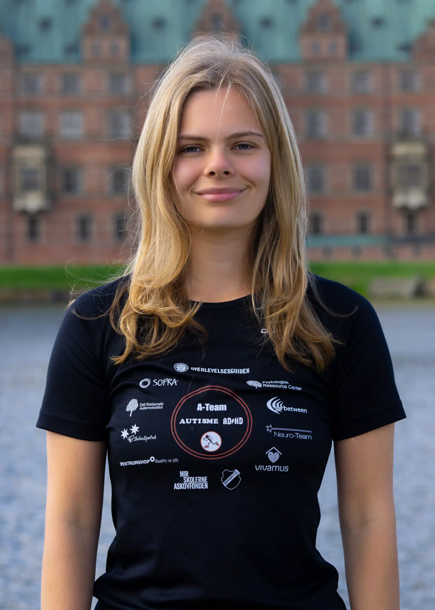 Nina Skov Jensen samler underskrifter ind mod Golden Globes nominering af filmen 'Music'. Privatfoto.