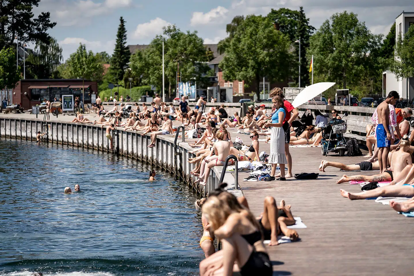 En svækket Golfstrøm øger også sandsynligheden for mere strandvejr om sommeren.