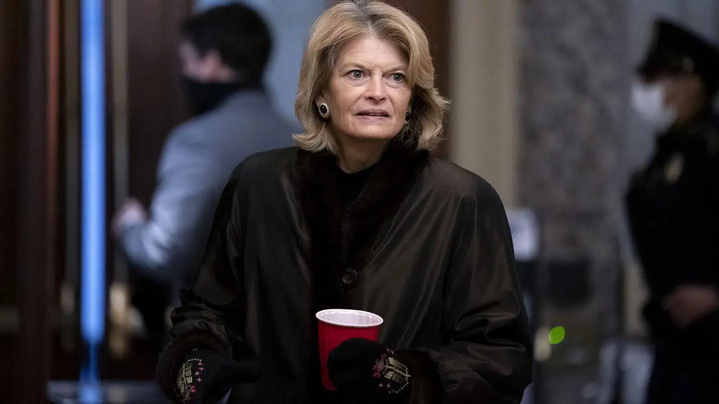 Her ses senator Lisa Murkowski.