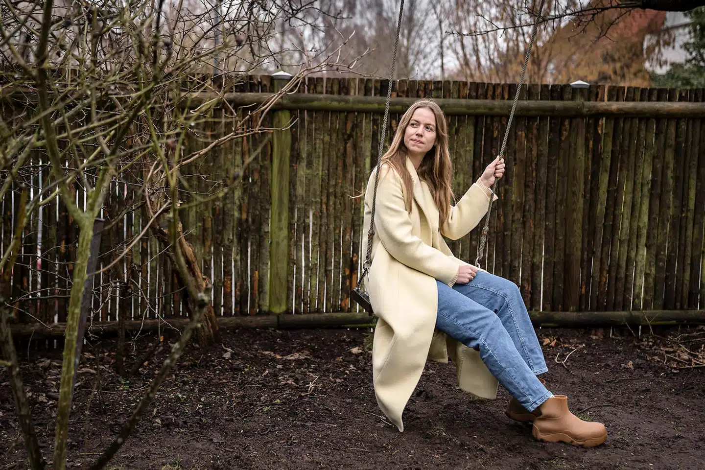 Trine Kjær er gift og mor til to. Familien er for nylig flyttet i hus nord for København.