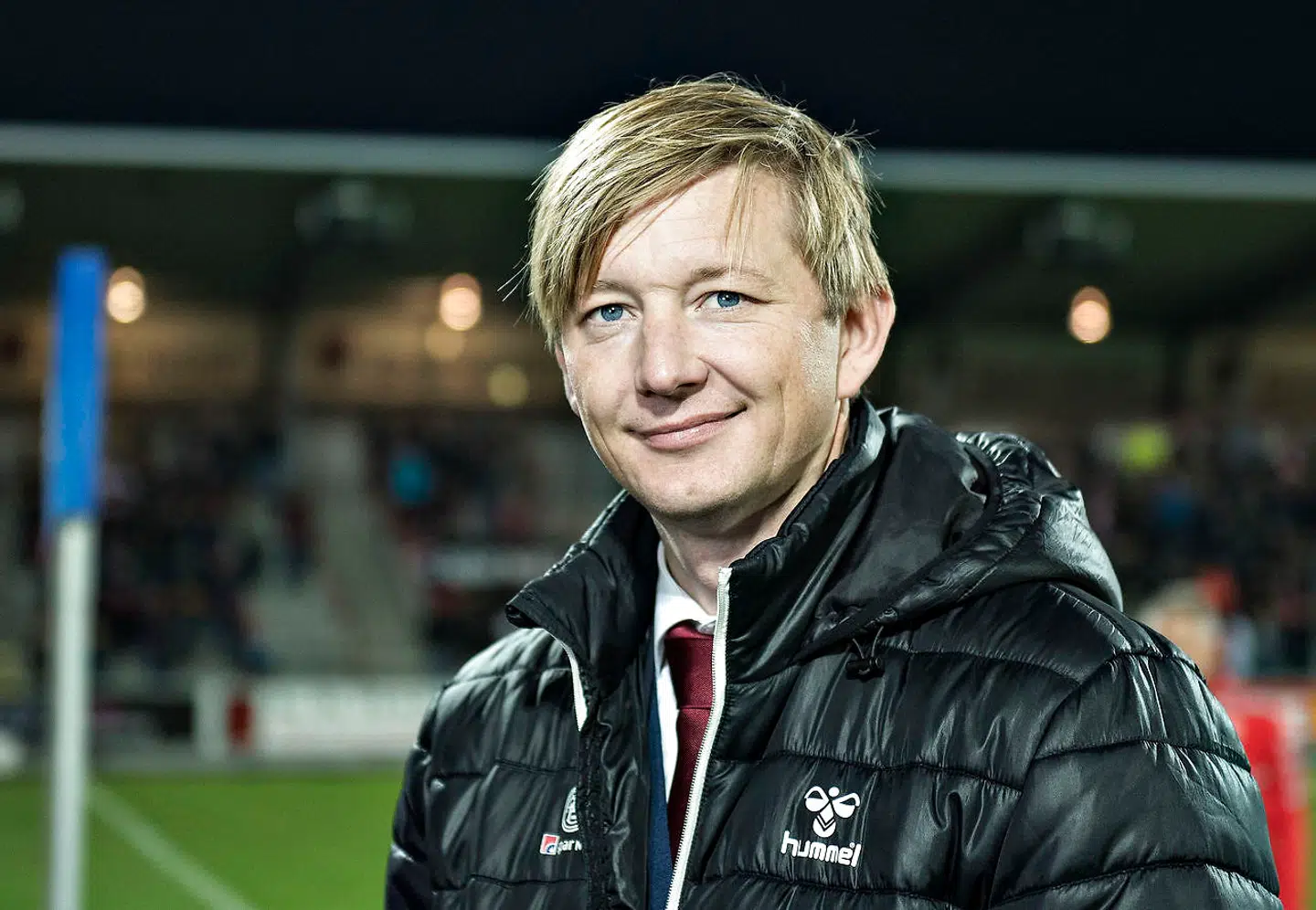 Aab - FC Midtjylland , Alka Superliga, Aalborg Portland Park, Aalborg : Aabs sportschef Allan Gaarde