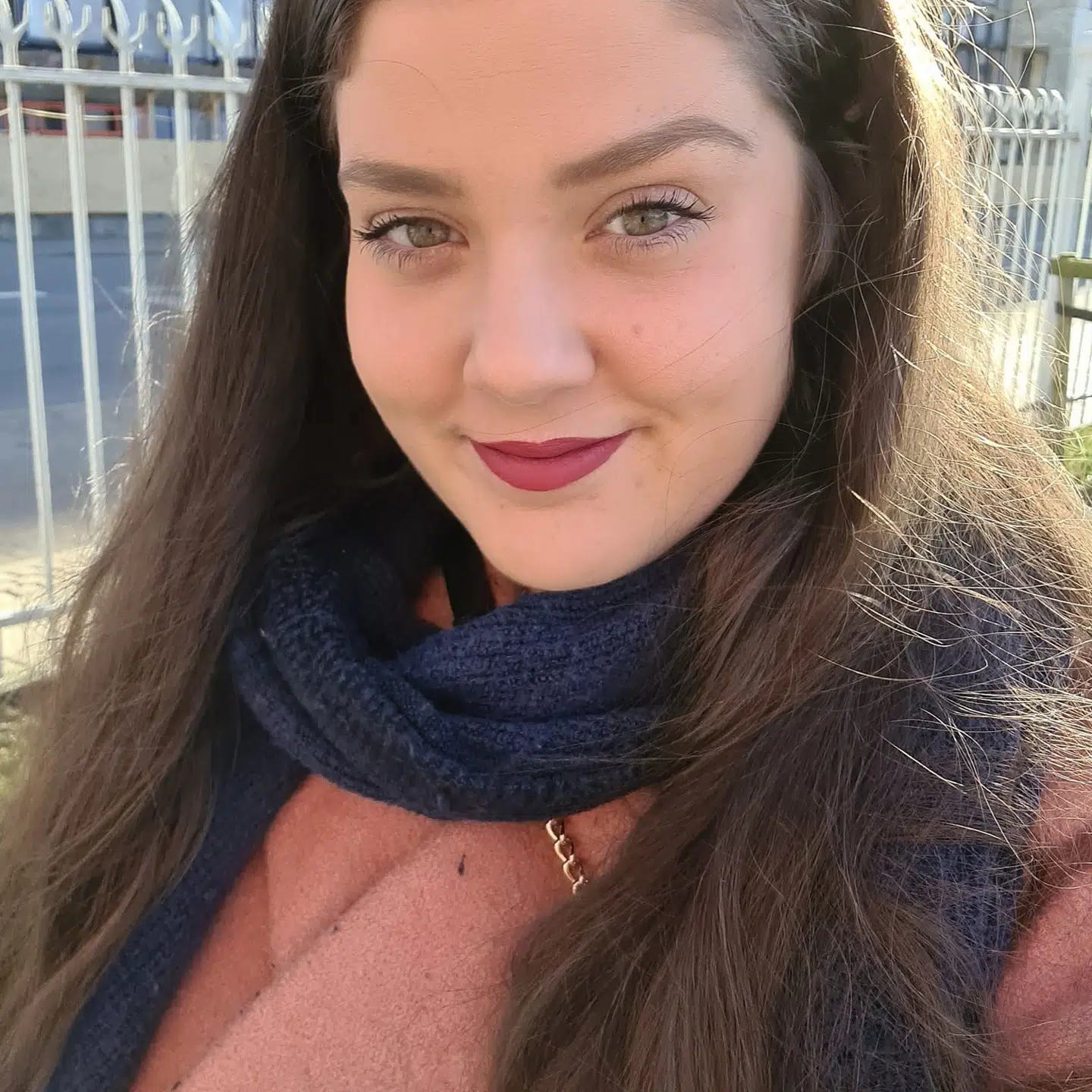 Vivian Anita Alexandru er 29 år, lærerstuderende, mor til to og leder af partiet Samfundssind. Privatfoto/Facebook