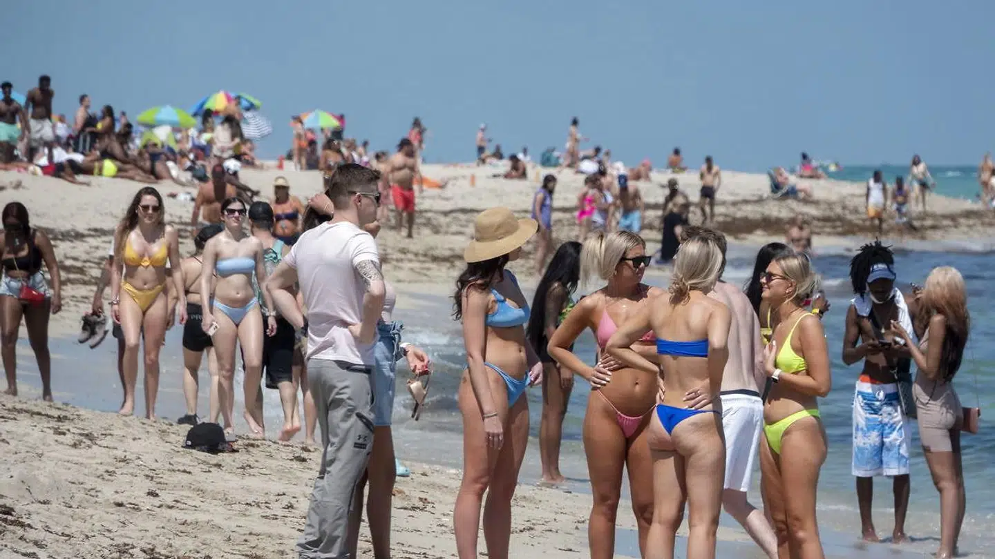 Rigtig mange mennesker var samlet under spring break.