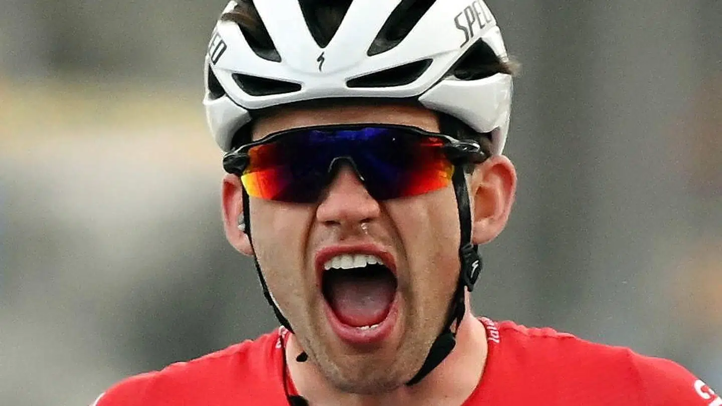 Kasper Asgreen kørte alene i mere end 50 kilometer - og vandt alligevel E3 Saxo Bank Classic.