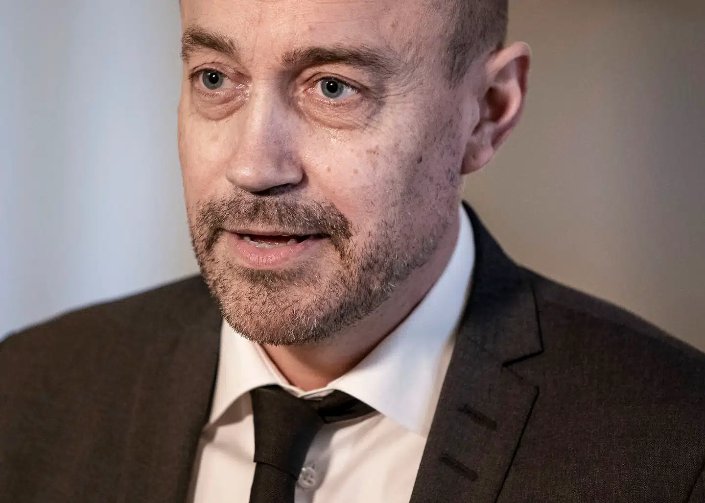 Sundhedsminister Magnus Heunicke er kommet i centrum i minkforløbet, efter at det er kommet frem, at Sundhedsministeriet har mørklagt dokumenter både før og efter aflivningen.