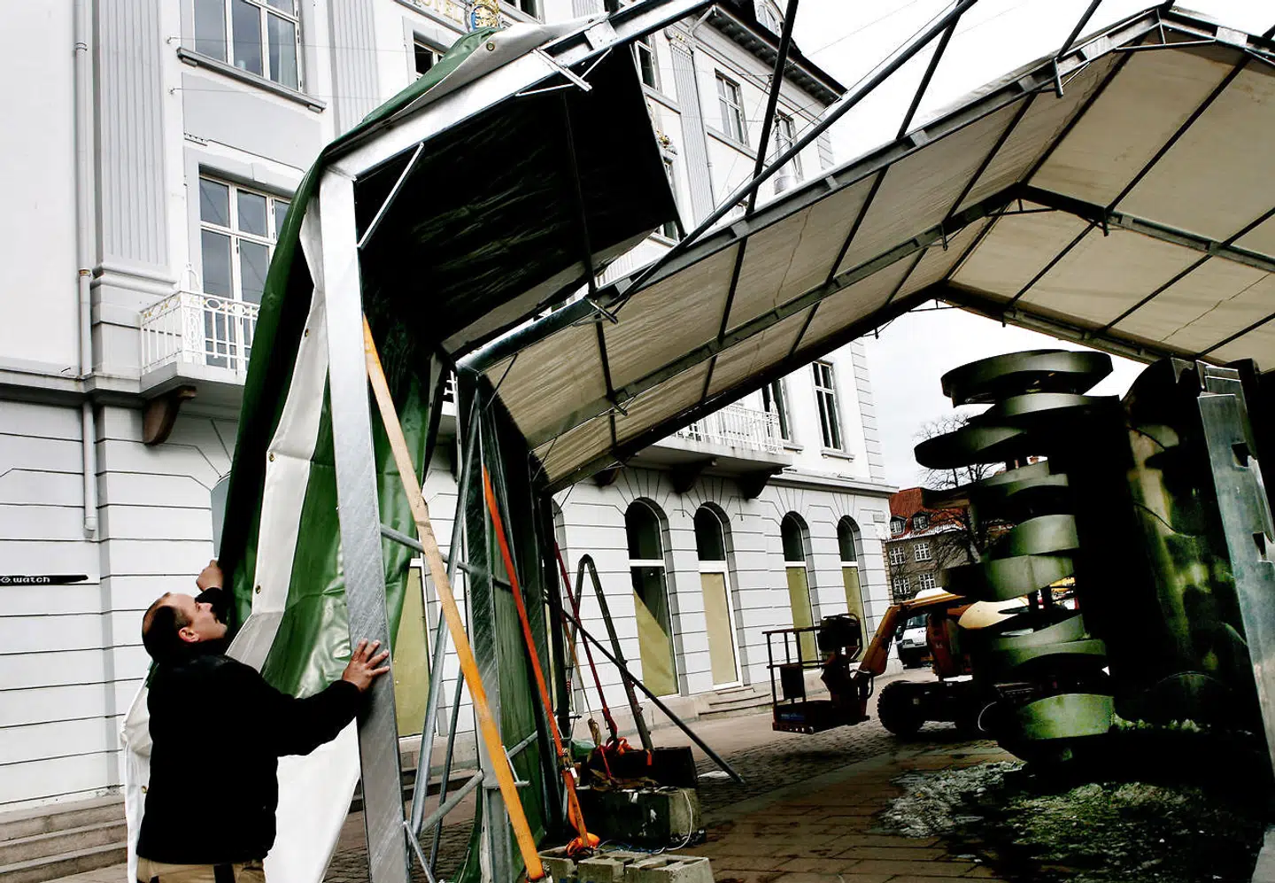 »Vanddragen« er blevet fjernet fra sin placering på Store Torv i Aarhus. Arkivfoto.