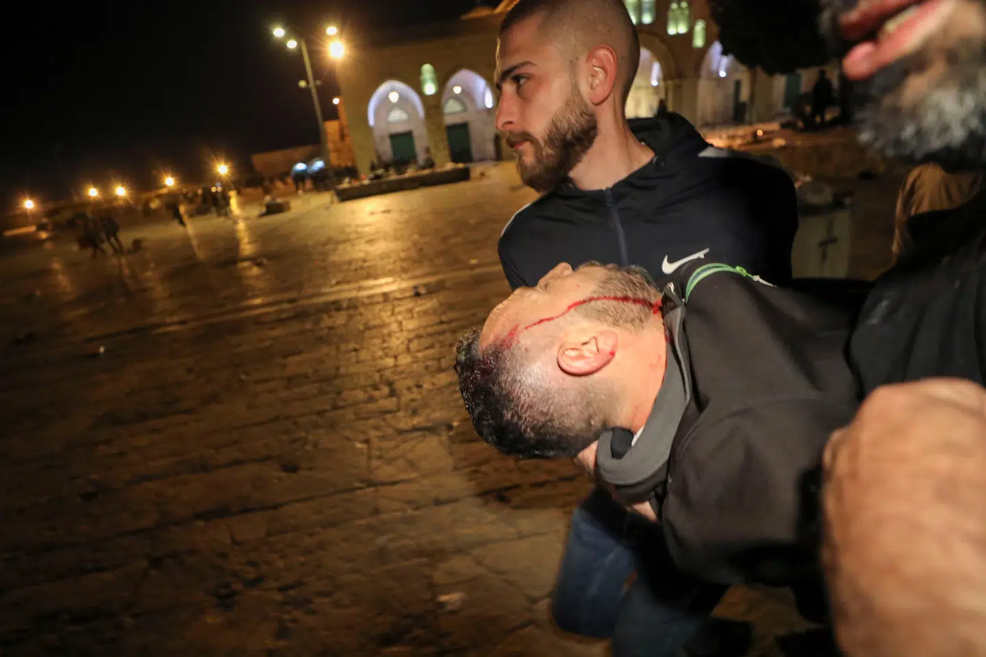 Der var igen voldsomme sammenstød mellem palæstinensere og politi i bydelen Sheikh Jarrah i Jerusalem fredag. (Arkivfoto) Ammar Awad/Reuters