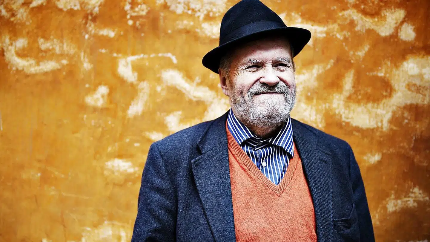 Præst og forfatter Johannes Møllehave fotograferet i Pistolstræde.