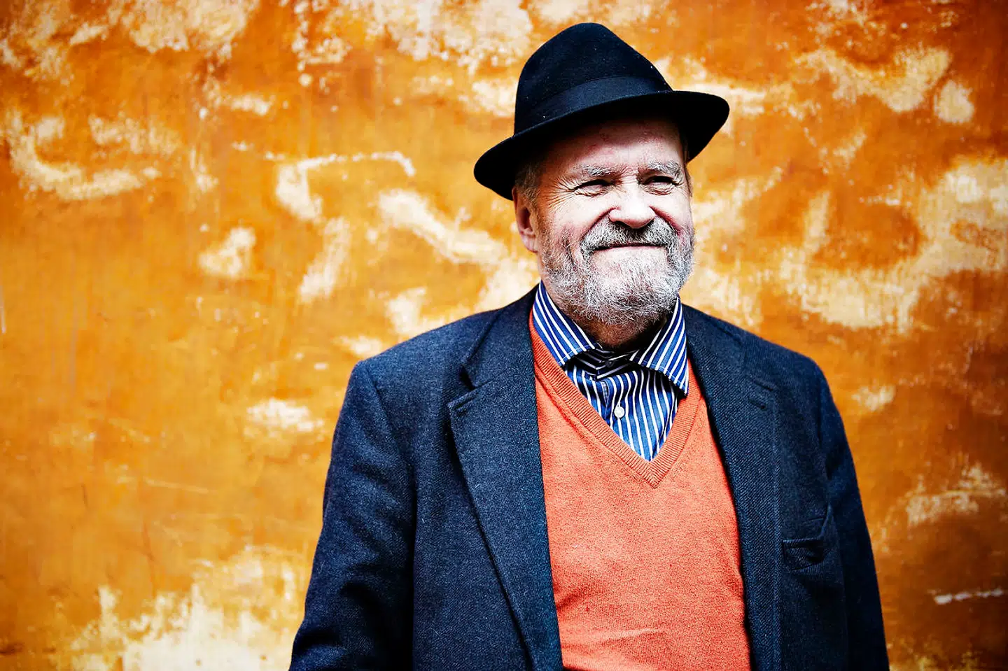 Præst og forfatter Johannes Møllehave fotograferet i Pistolstræde.