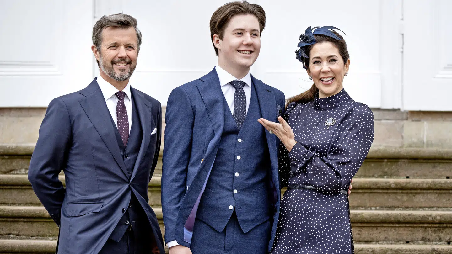 Mary er stolt af sin ældste søn.