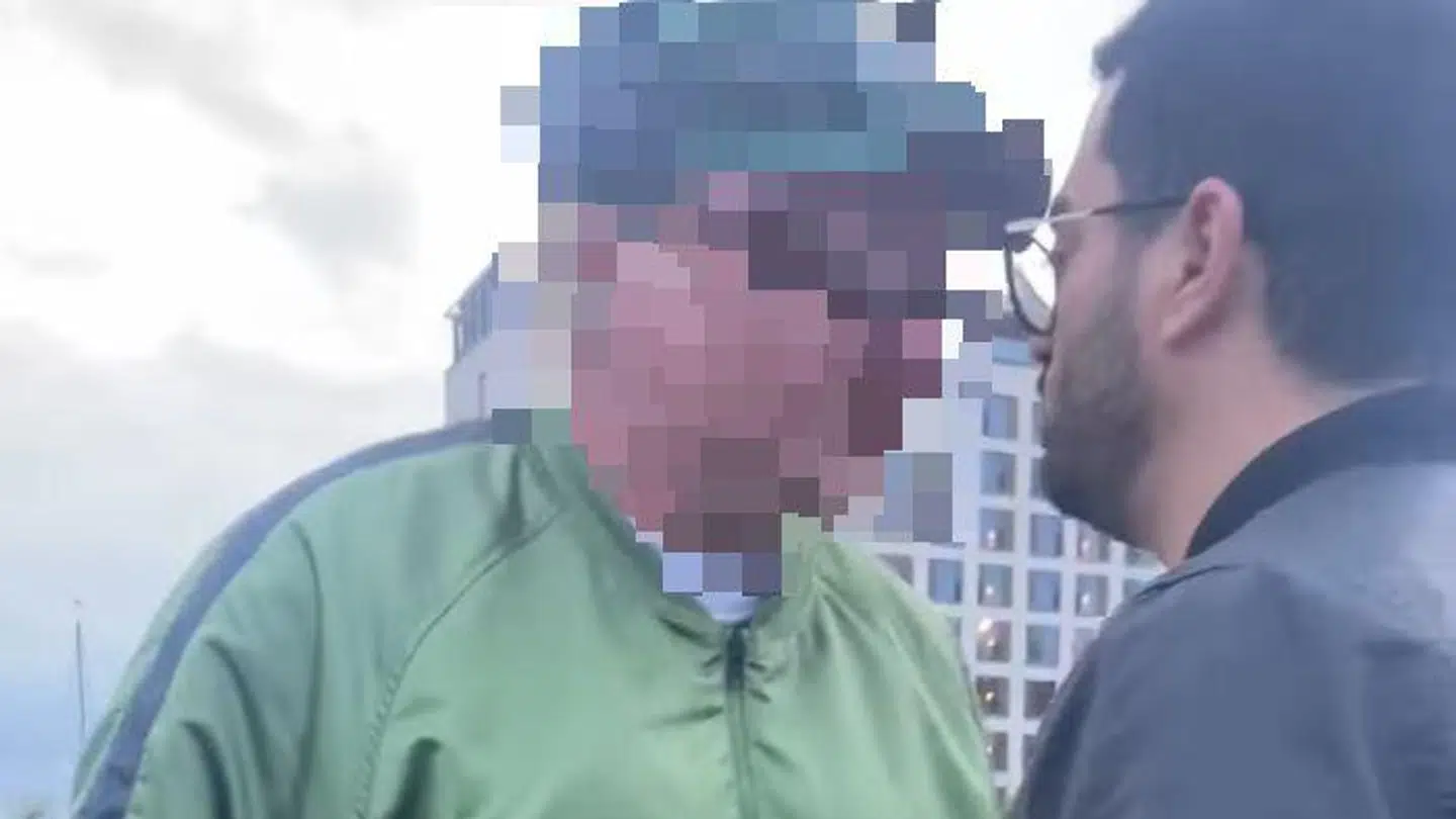Manden på videoen undskylder nu sin opførsel.