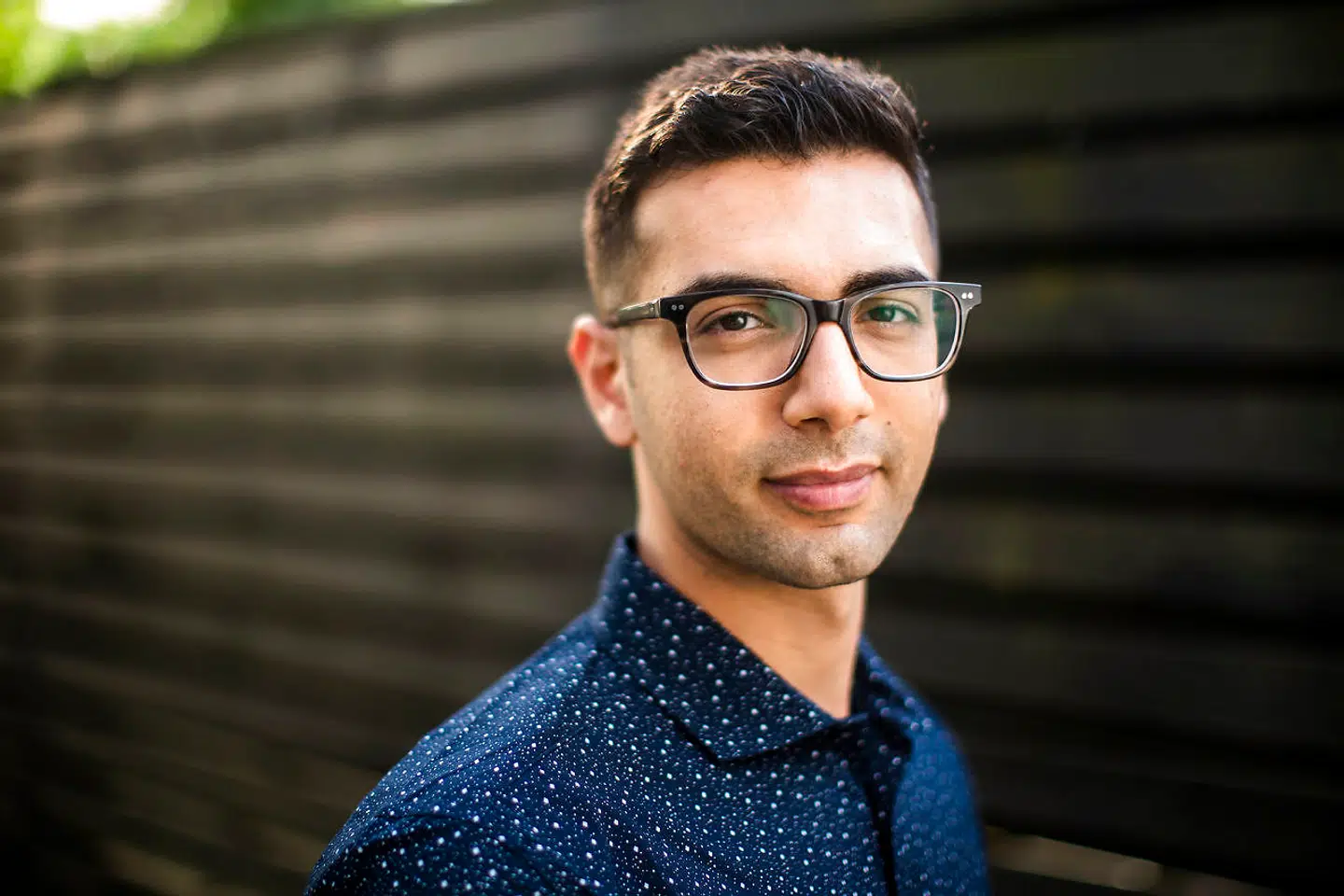 Saleh Østergaard har lagt kulturelle ting fra opvæksten i Syrien fra sig – for eksempel sproget og temperamentet.