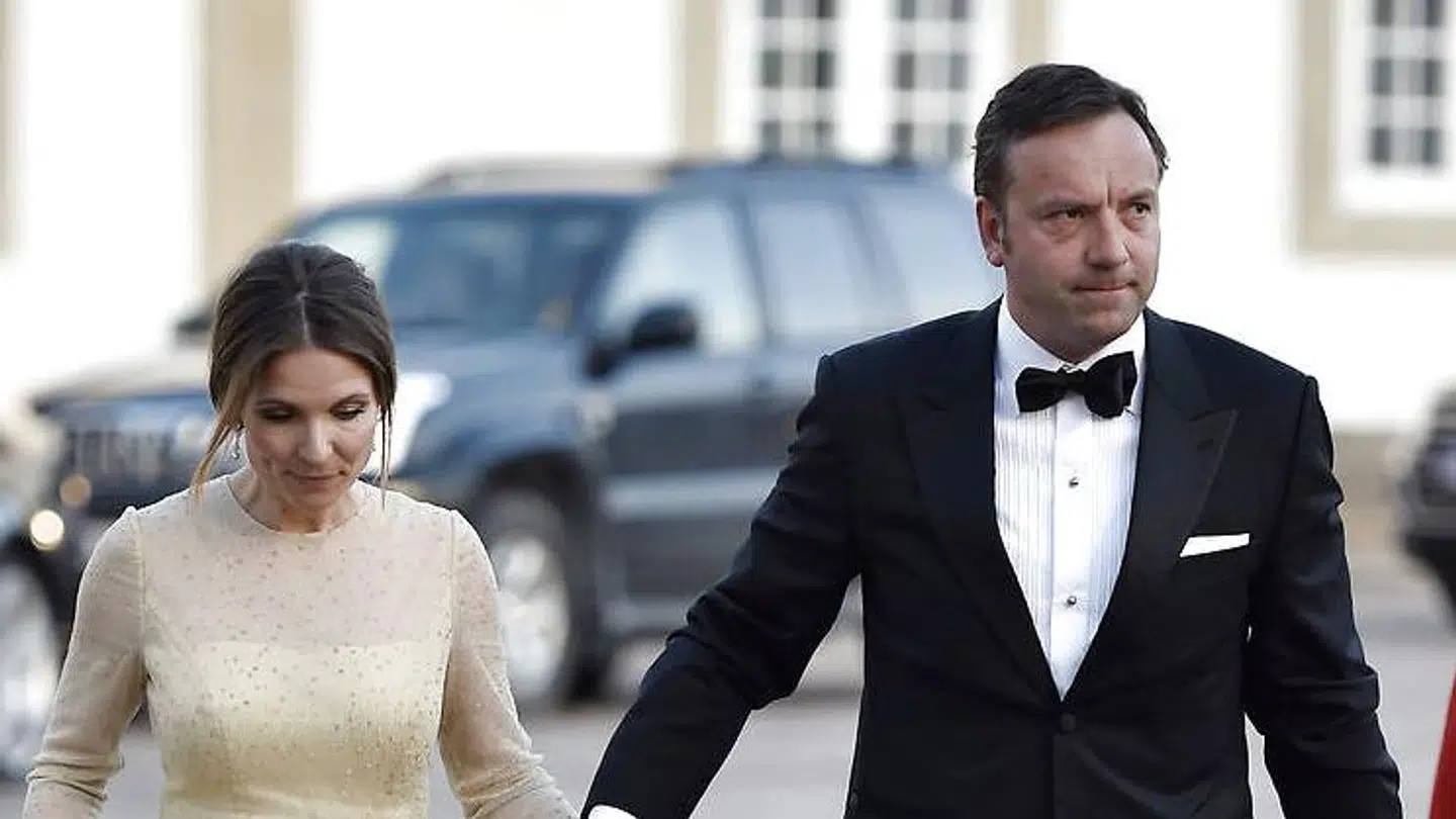 Kronprinsesn gode ven Jeppe Handwerk, der her ses med sin kone, Birgitte Handwerk, ser ud til at score kassen på sin test-virksomhed.