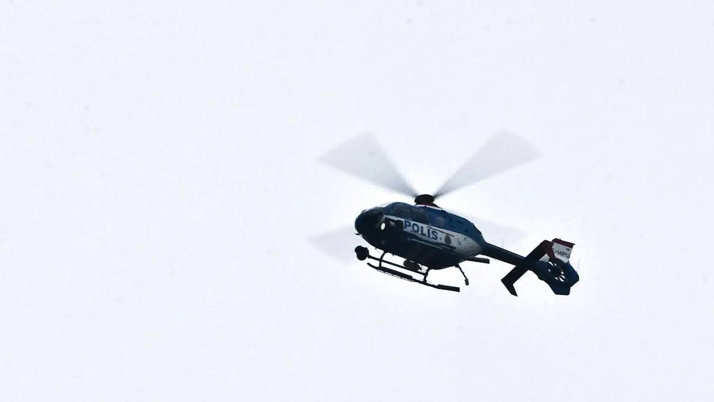 Svensk politi benytter nu helikopter for at opklare de mange stenkast på E65 mod danskere.