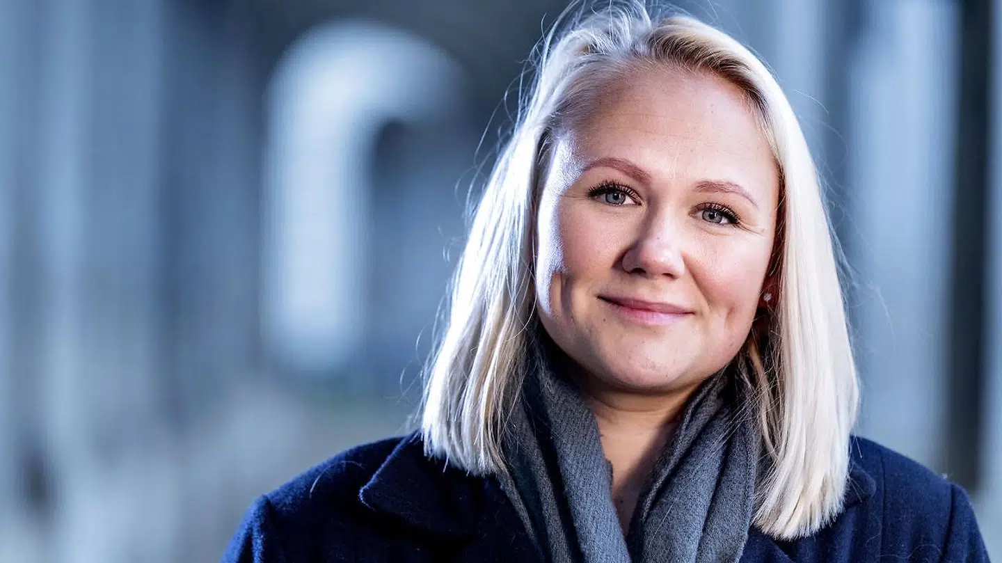 Cecilie Schmeichel er tidligere landsholdsmålmand Peter Schmeichels yngste barn og altså lillesøster til landsholdets nuværende målmands-klippe, Kasper Schmeichel.