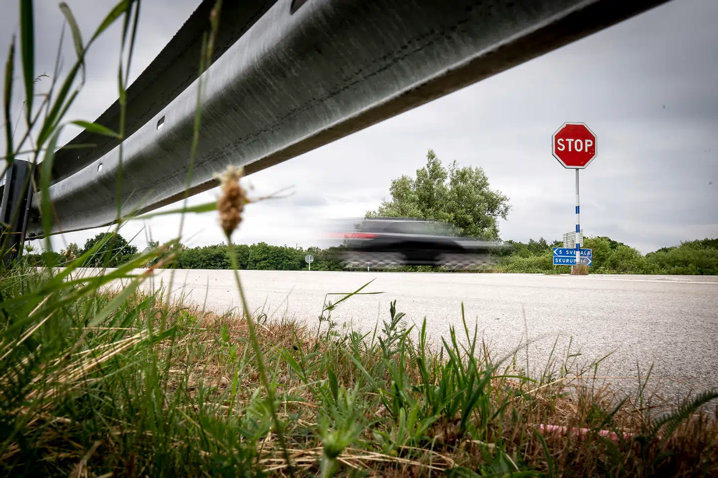 Arkivfoto. Vejstrækningen E65 imellem Malmø og Ystad hærges af stenkast imod danske biler. Stenkastene har rundet en trist milepæl.