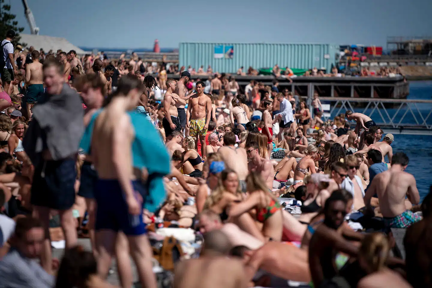 »Det er kendetegnende for ordet hensyn, at det er gensidigt, men her er det ensidigt. Det er beboerne i Indre By, der skal tåle, at byen omdannes til en forlystelsespark, og det er borgerne i Gentofte, som skal fatte, at stranden er en gang Sunny Beach.« Anne Sophia Hermansen vil gerne have sig frabedt den vanvidsforestilling.