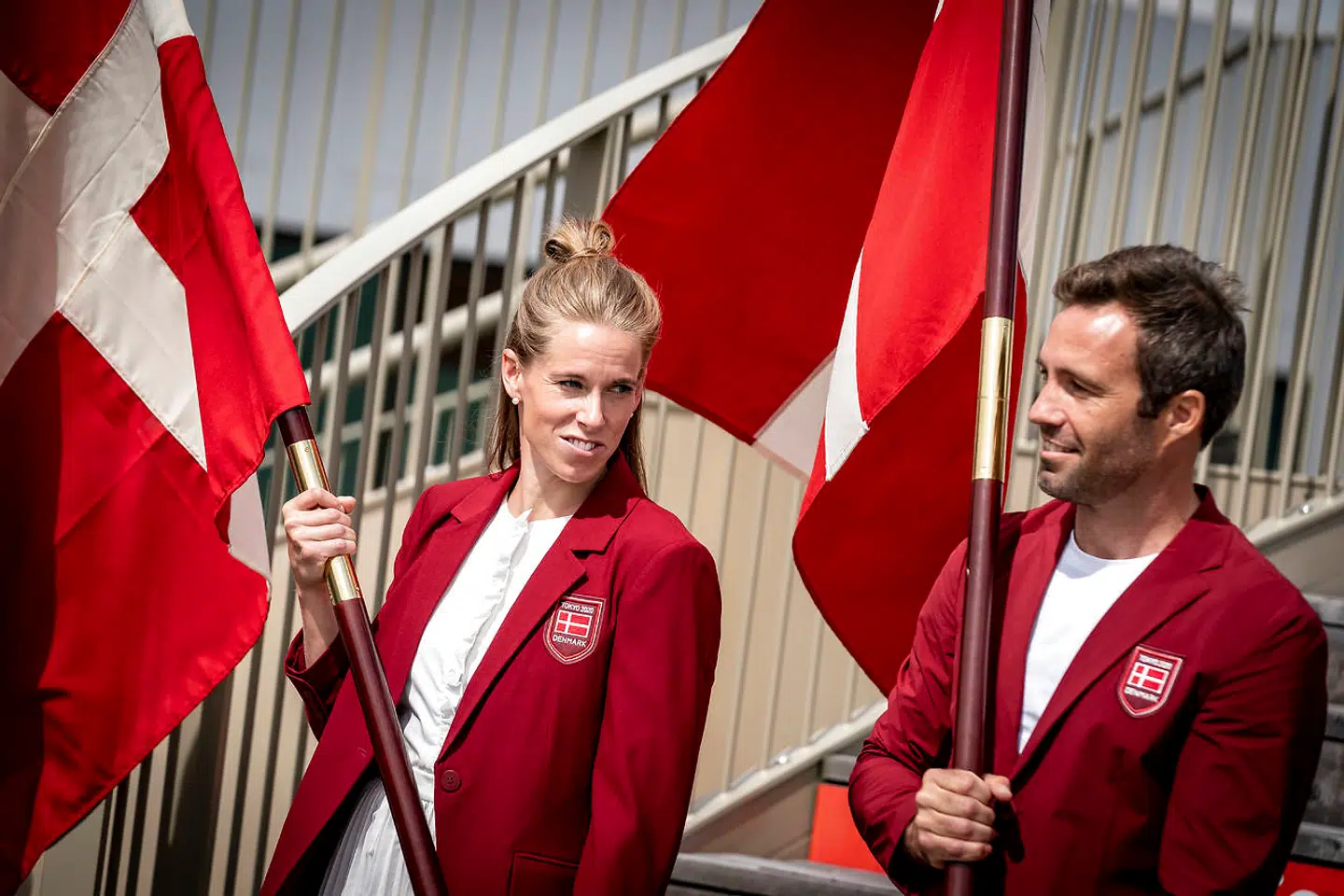 Sara Slott fik æren af at være fanebærer sammen med Jonas Warrer ved indmarchen under OL i Tokyo.