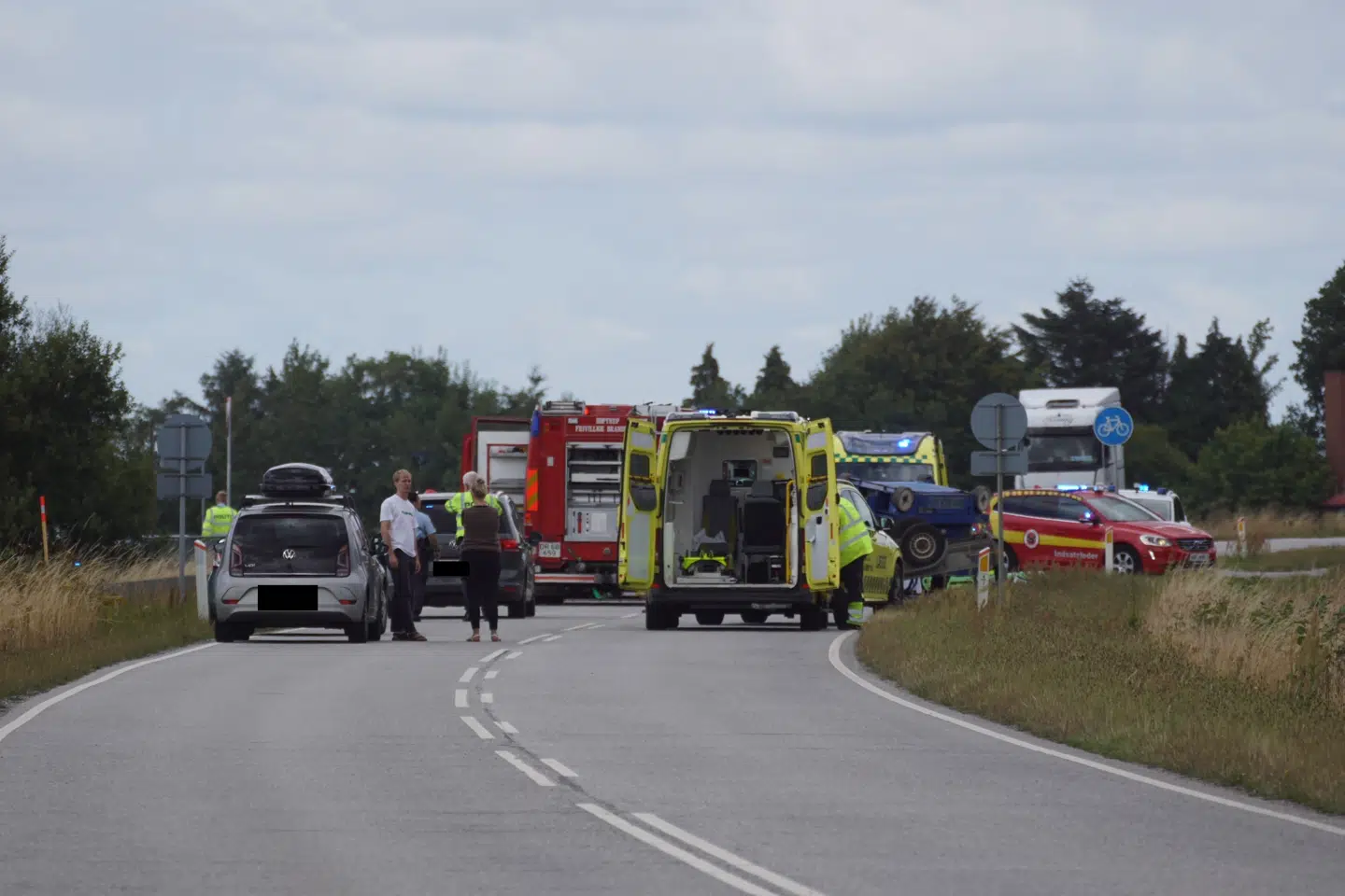 En 35-årig madn døde ved en frontalulykke 2. august i Sønderjylland. Nu efterlyser politiet et muligt vidne, der kørte en lastbil.